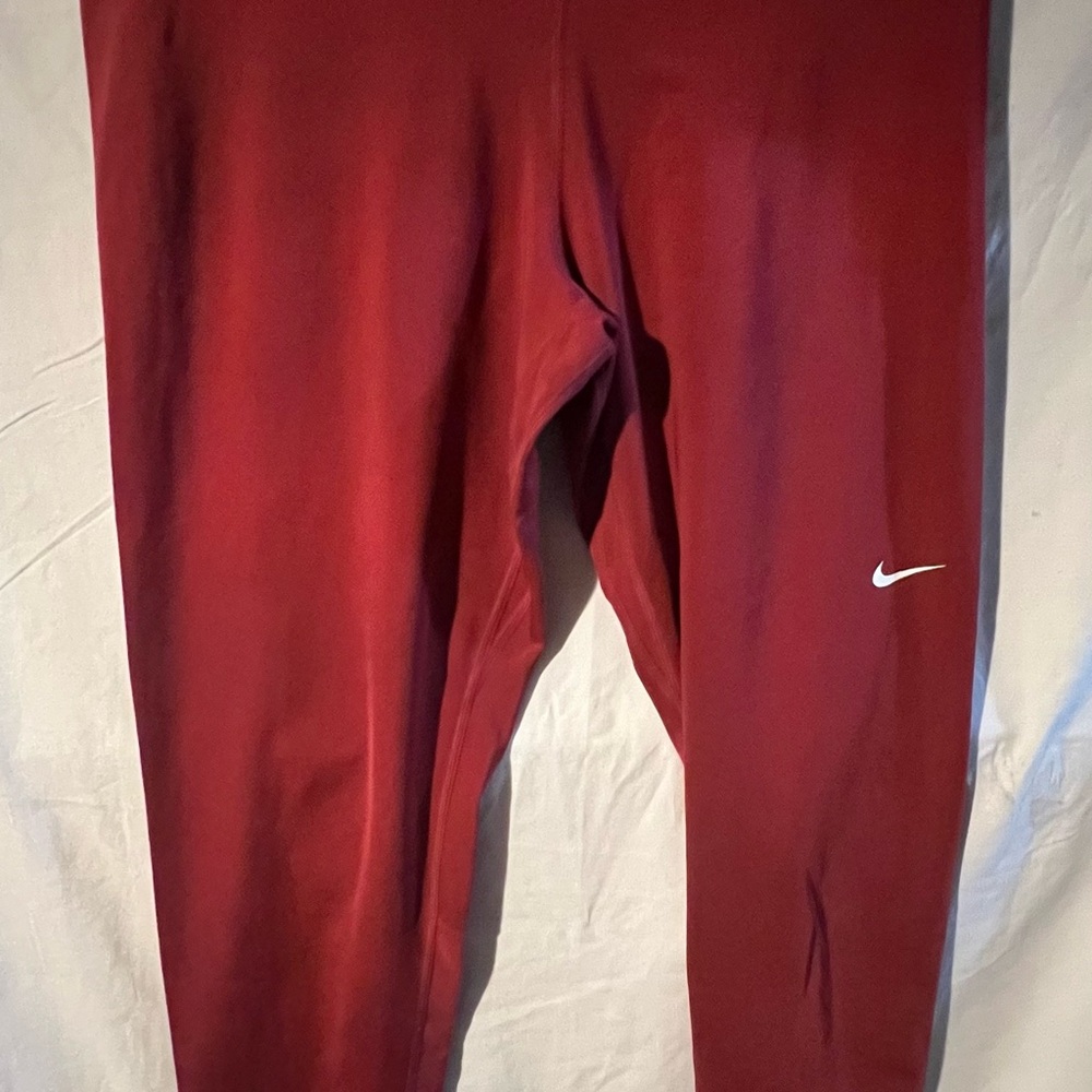 Nike work out leggings for women size XL in red